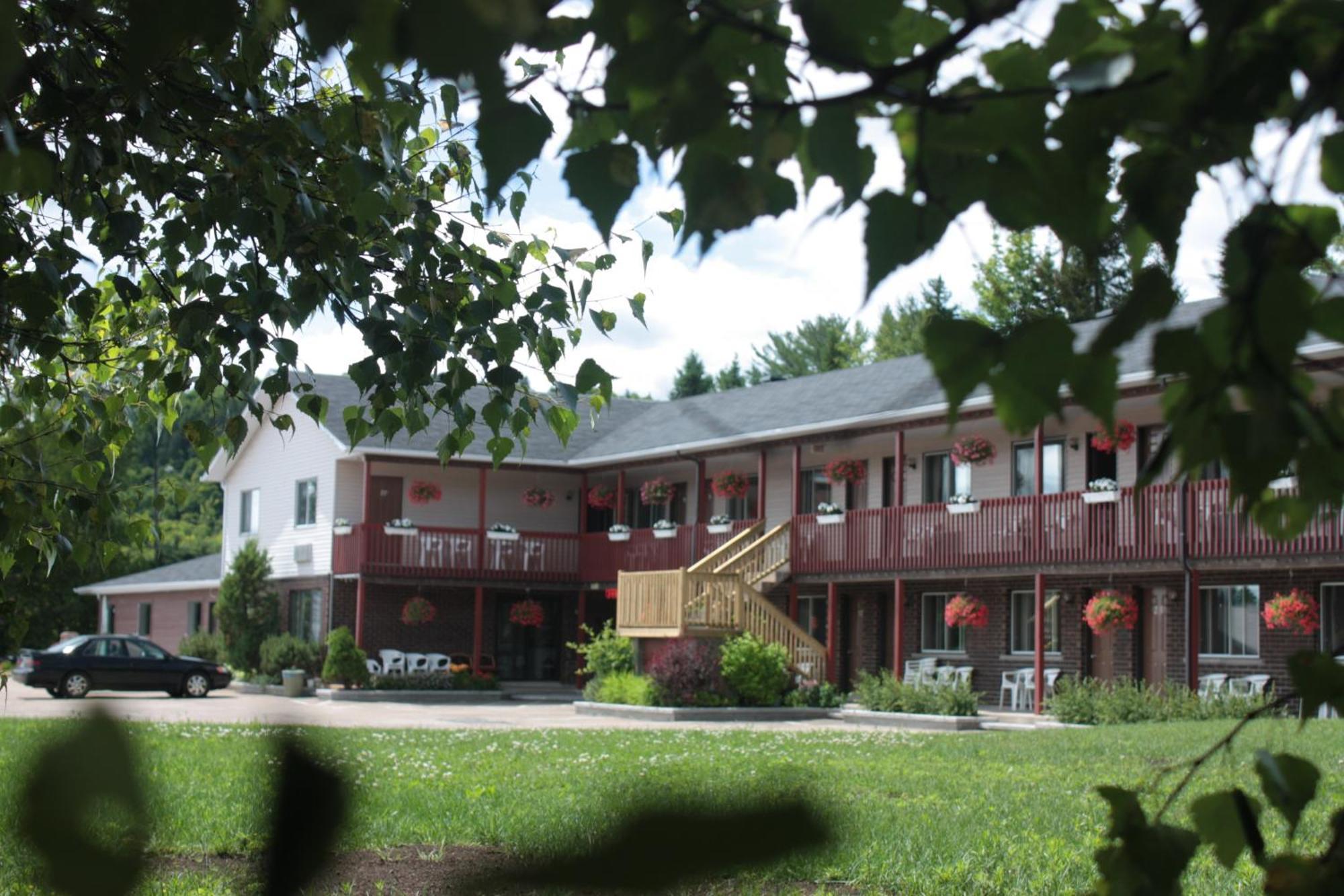 Motel Le Radisson De Val-David Exterior foto